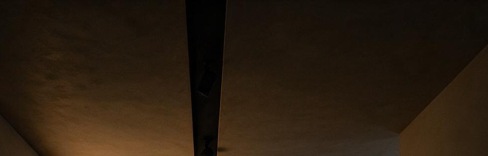 AXIS acesa: o forro permanece igual e só os pontos de luz aparecem